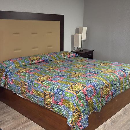 אינדיאנפוליס Blisspoint Inn Fka Motel 6T7 מראה חיצוני תמונה